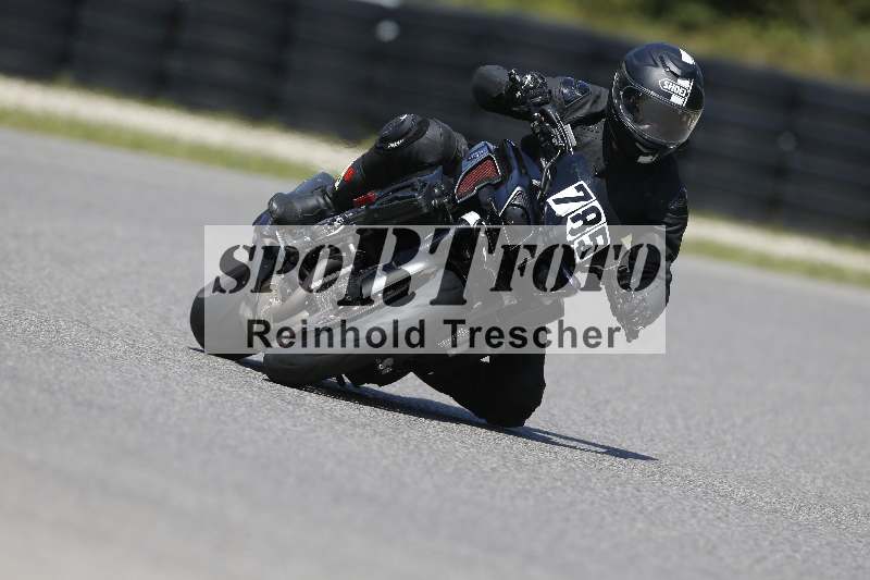 /44 09.08.2025 Plüss Moto Sport ADR/Freies Fahren/785